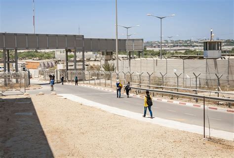 erez border israel.